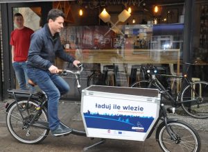 Gdynia udostępniła elektryczne rowery towarowe. Ładuj ile wlezie!
