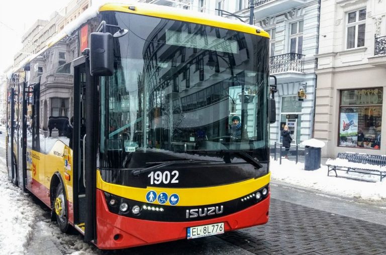 Japońskie autobusy Isuzu wyjechały na ulice Łodzi