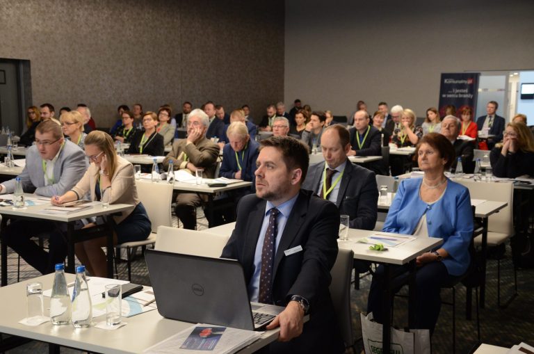 Recykling w Polsce a unijne dyrektywy. Jak zmienią się system i&nbsp;rynek?