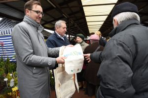 Opłata recyklingowa okazała się dziurawa. Resort szykuje zmiany