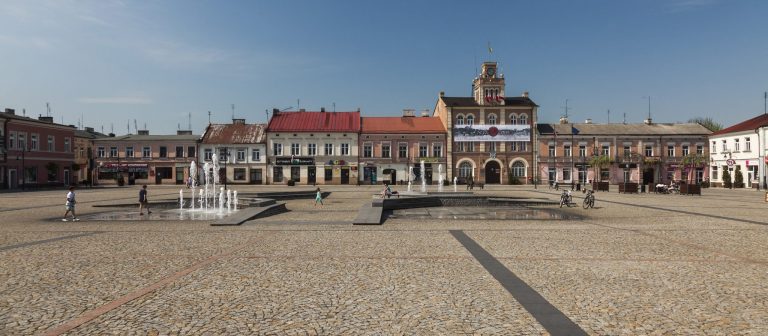 Prezydent Starachowic przyznaje: przyczyniłem się do betonozy
