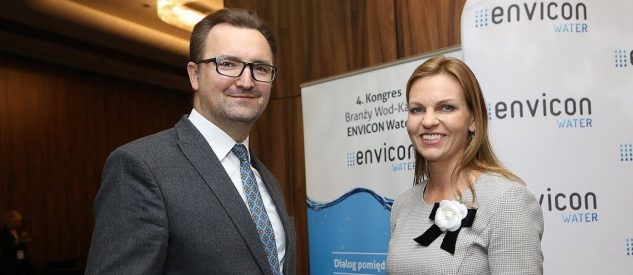 Wiceminister środowiska Sławomir Mazurek oraz prezes firmy Abrys Magdalena Dutka podczas kongresu Envicon Water 2019
