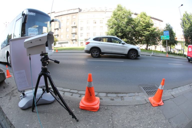 Kraków testuje radary do mierzenia spalin [WIDEO]