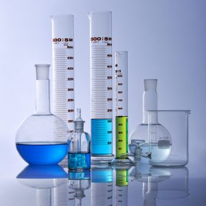Polscy naukowcy pracują nad ekologicznym plastikiem
