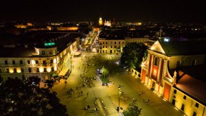 Nowoczesne przestrzenie w polskich miastach. Jakie są najnowsze trendy? [GALERIA]