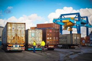 Udaremniono nielegalny transport do Polski ponad 2000 ton odpadów