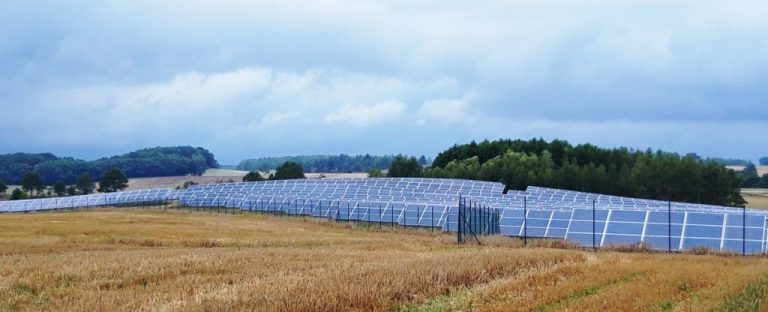 3700 paneli na farmie słonecznej na Dolnym Śląsku