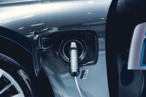 Rząd obniży zapowiadane dopłaty do samochodów elektrycznych?