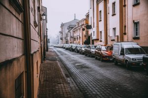 Samochód zamiast komunikacji miejskiej. Jest apel ministra