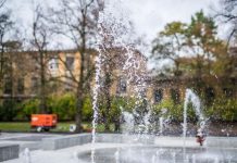 Mimo epidemii fontanny mogą działać. Są jednak ważne zalecenia
