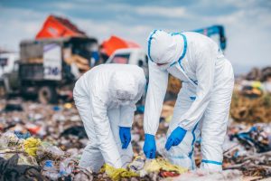 Koronawirus. Ministerstwo opublikowało nowe wytyczne ws. postępowania z odpadami