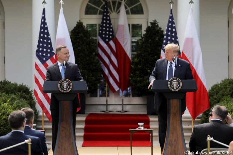 Andrzej Duda i Donald Trump zapowiedzieli umowę dot. rozwoju energetyki atomowej