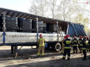 Członkowie mafii śmieciowych porzucili 14,5 tys. ton odpadów