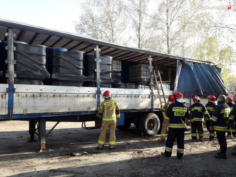 Członkowie mafii śmieciowych porzucili 14,5 tys. ton odpadów