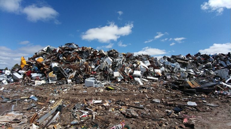 GUS: W 2019 r. odnotowano spadek wytworzonych odpadów przemysłowych do 114,1 mln ton