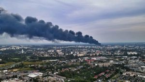 Pożar odpadów w Sosnowcu. Śledztwo ruszy jeszcze dziś