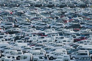 Z powodu pandemii w 2020 r. nie wyprodukowano co najmniej 3 mln pojazdów