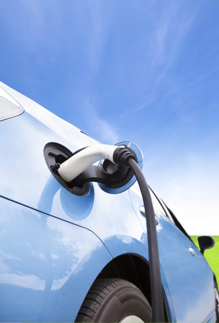 Po polskich drogach jeździ 17 tys. aut elektrycznych
