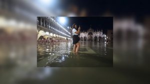 Część Wenecji pod wodą. Nie uruchomiono zapór