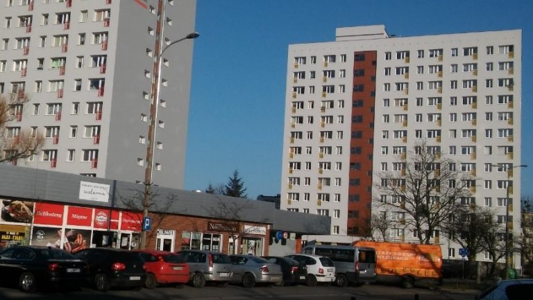 Na poznańskich wieżowcach zainstalowano elektrownie słoneczne