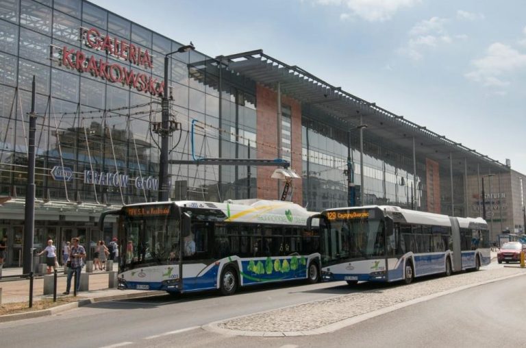 Do Krakowa jedzie pierwszy z 50 nowych autobusów elektrycznych