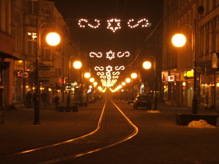 Ponad 700 nowych opraw oświetleniowych w Chorzowie