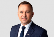 Minister diagnozuje bariery dla rozwoju samorządów