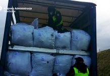 Nielegalny transport 20 ton odpadów zatrzymany przez KAS na A4