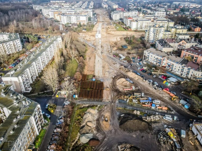 Budowali nową trasę tramwajową - odkryli 40 tys. ton nielegalnych odpadów
