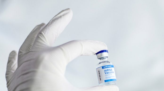 Promocja szczepień przeciw Covid-19. Samorządy mają dostać ponad 27 mln zł