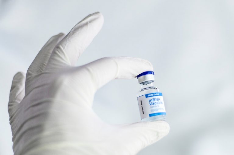 Promocja szczepień przeciw Covid-19. Samorządy mają dostać ponad 27 mln zł
