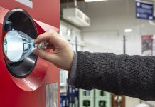Zyski i straty z systemu kaucyjnego