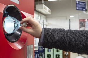 Zyski i straty z systemu kaucyjnego