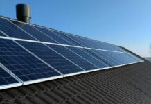 TAURON buduje elektrownie PV na dachach bloków w Jaworznie