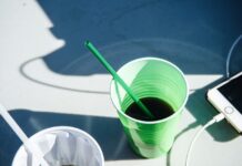 Walka z plastikiem. Polska nie wywiązuje się ze zobowiązań