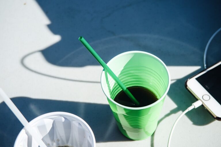 Walka z plastikiem. Polska nie wywiązuje się ze zobowiązań