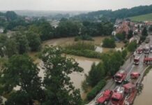 Uszkodzone drogi, zalana szkoła i oczyszczalnia. Gmina liczy straty po nawałnicach
