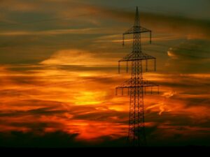 Samodzielność energetyczna gmin z problemami. Spółdzielnie energetyczne „nie działają”