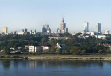 Do „Czajki” będzie mogło popłynąć więcej ścieków. Znów przewiercono się przez dno Wisły