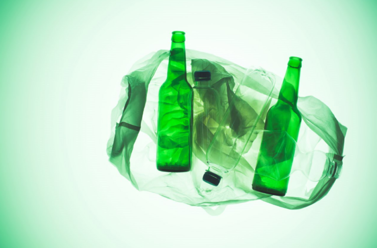 30 proc. zawartości recyklatów w opakowaniach do 2030 r.
