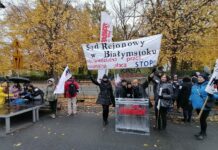 Warszawa: Przed Ministerstwem Finansów i KPRM protestowali pracownicy budżetówki