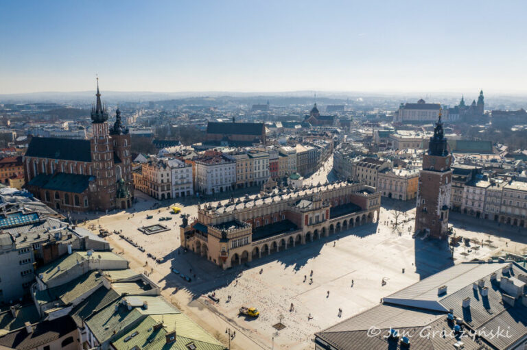Kraków: walka ze smogiem to priorytet. Będą kontrole [FILM]