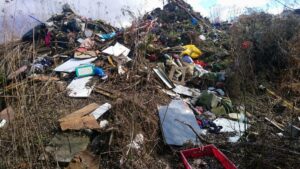 Poznań. Ponad 700 dzikich wysypisk śmieci. Zapowiada się niechlubny 