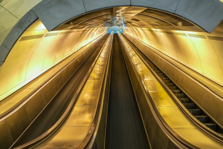 Belgrad: Rozpoczęto budowę metra. Zdaniem ekologów miasto straci dostęp do wody pitnej