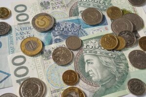 Trzaskowski o podwyżkach cen gazu: rekordzista to mieszkania komunalne (ZGN) Włochy - 1000 proc.