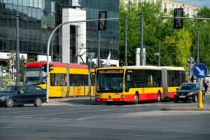 PGNiG: Kontrakt o wartości 70 mln zł na dostawy LNG do warszawskich autobusów