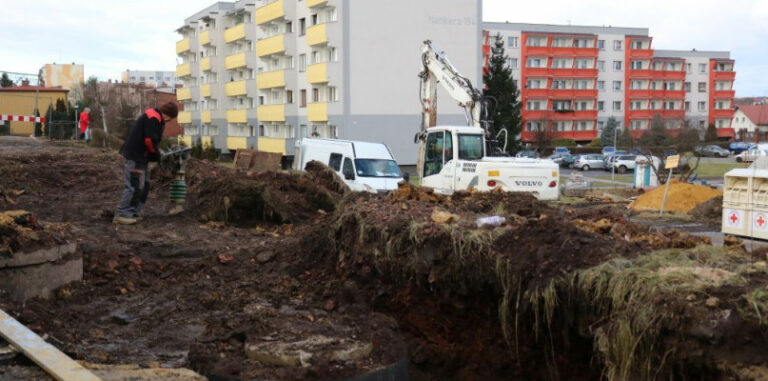 Piekary Śląskie. Budują nowy wodociąg