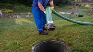 Ponad 80% ścieków z terenów nieskanalizowanych trafia do środowiska. Brakuje skutecznej kontroli gmin