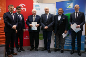 Płock. Rusza projekt Blue Bridge, miejskie ścieki trafią do PKN Orlen