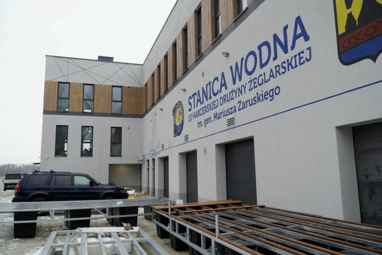 Katowice: nowa stanica żeglarska przy stawie Morawa